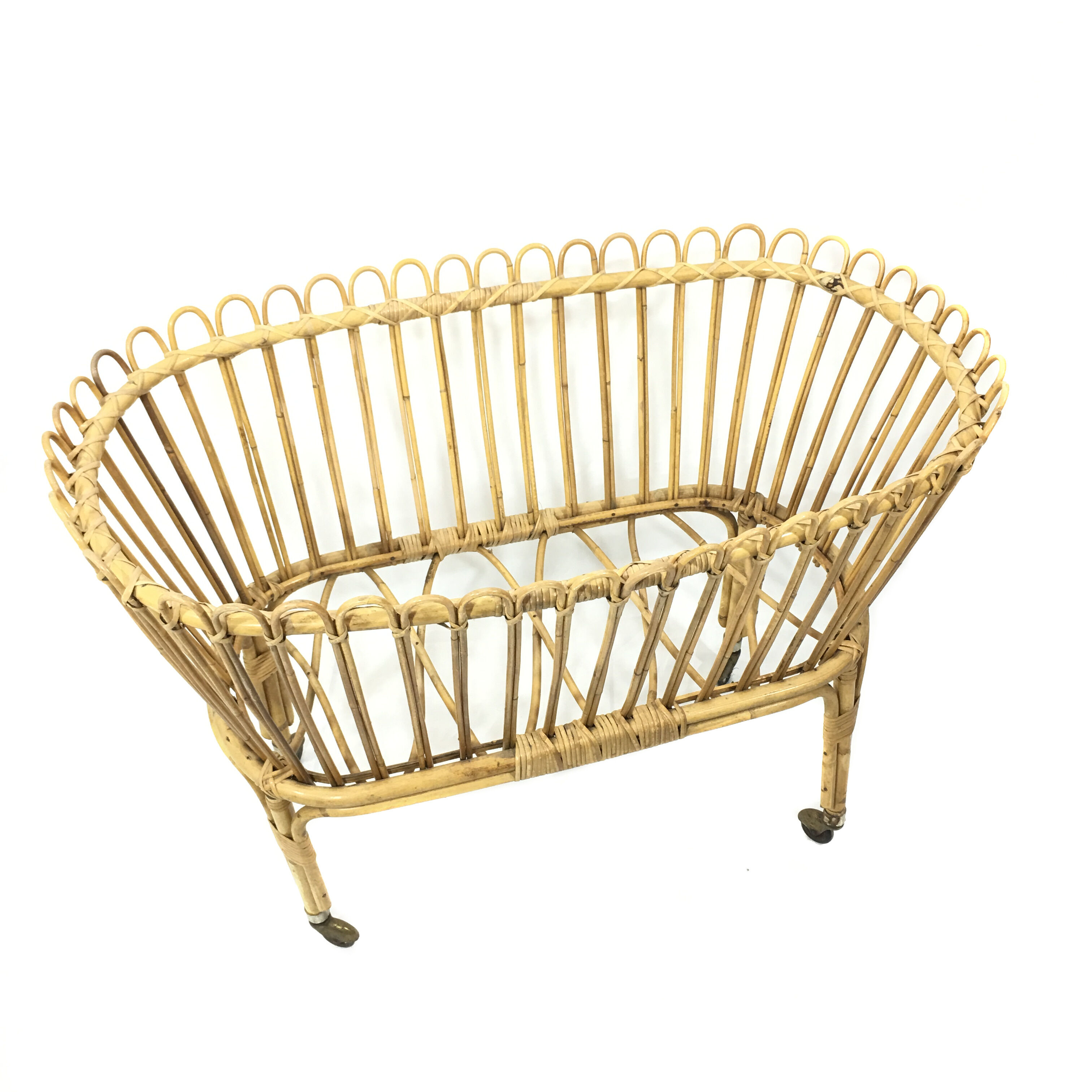 Cradle rattan