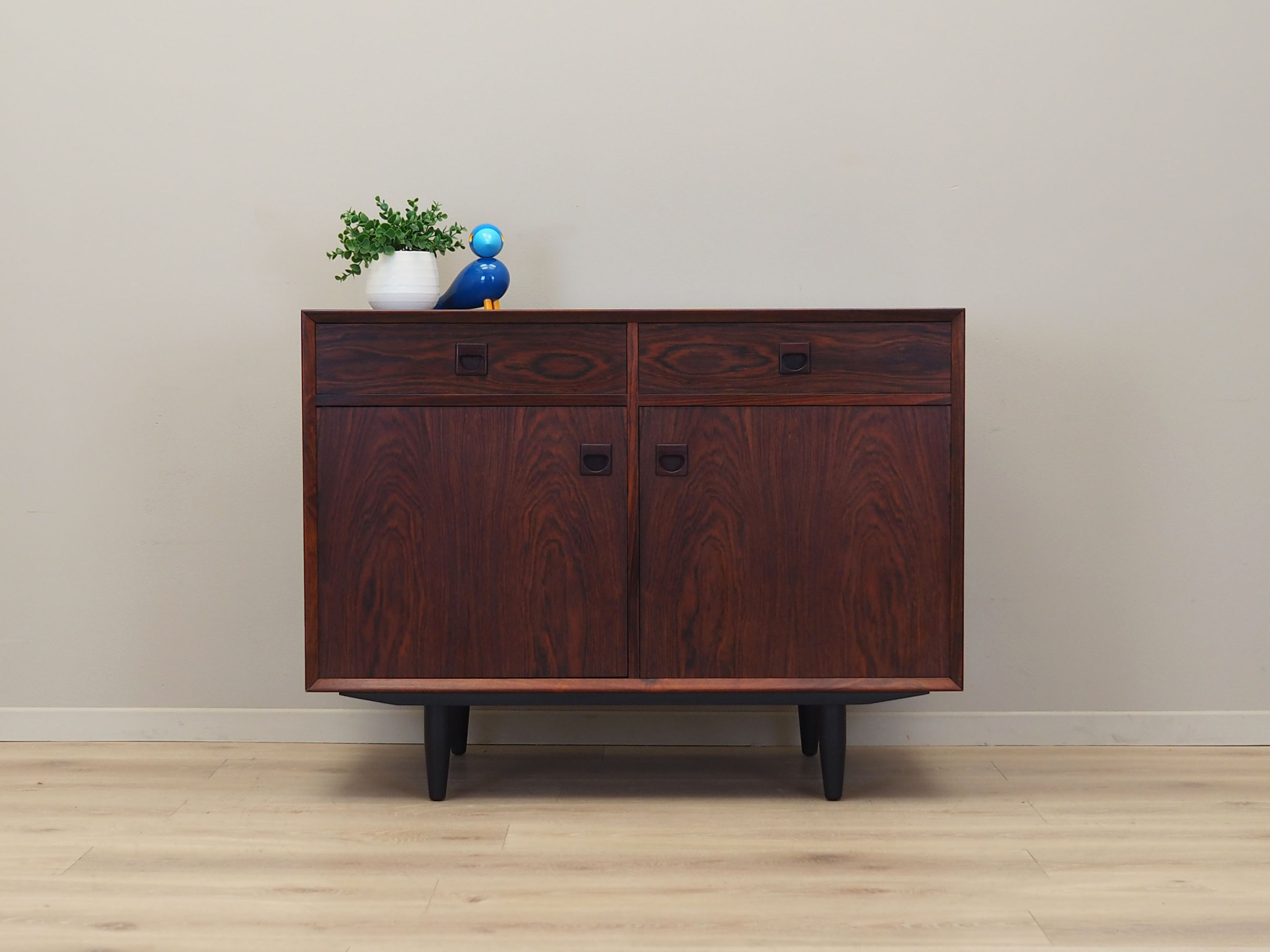 Buffet en palissandre, design danois, années 1970, production: Danemark