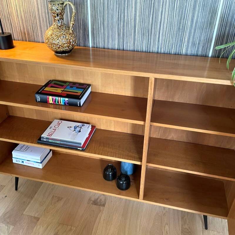 1960s buffet with shelves and 1 door