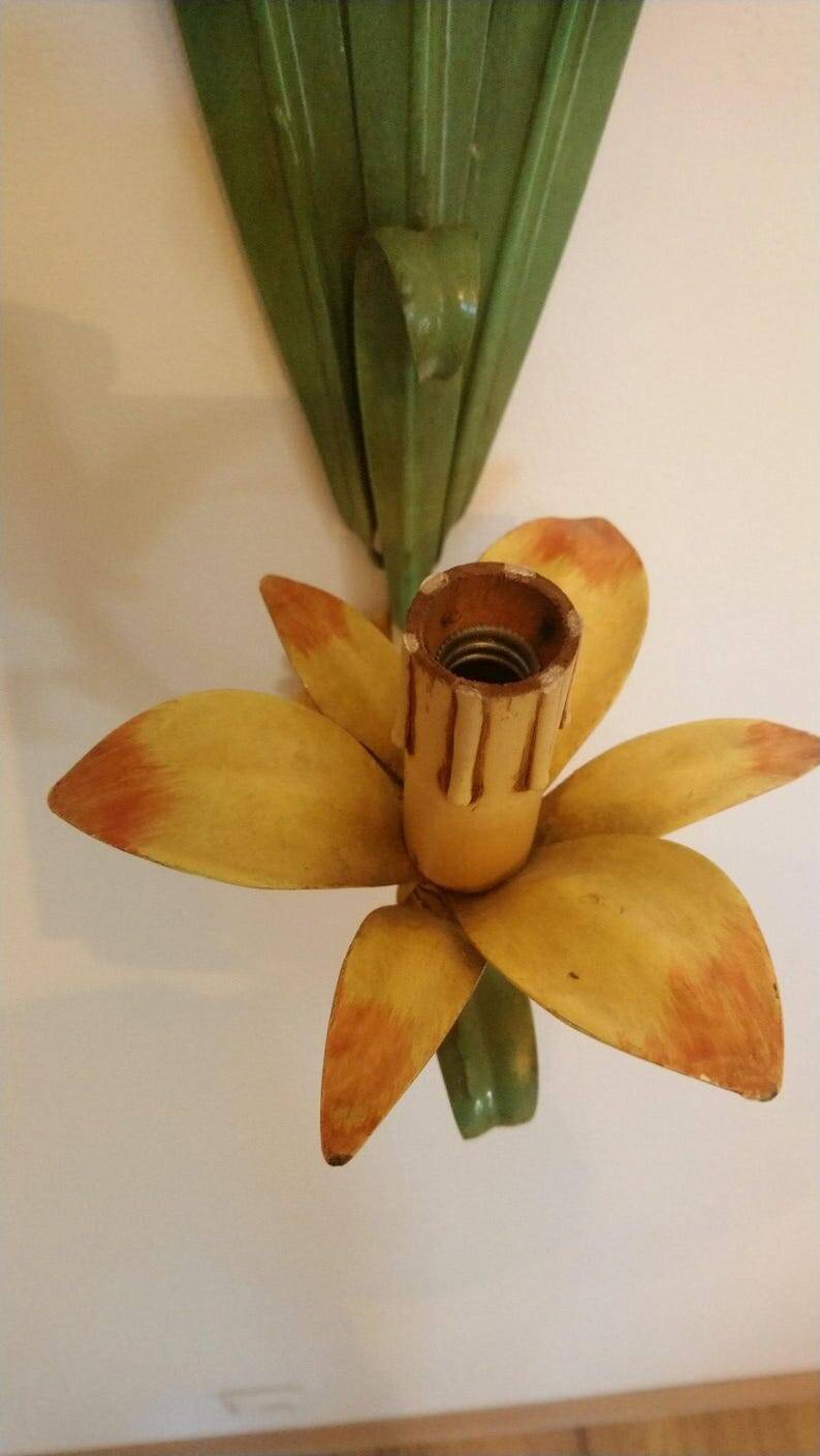 Floral single-arm wall lights, wall sconces, toleware, French vintage enamel.