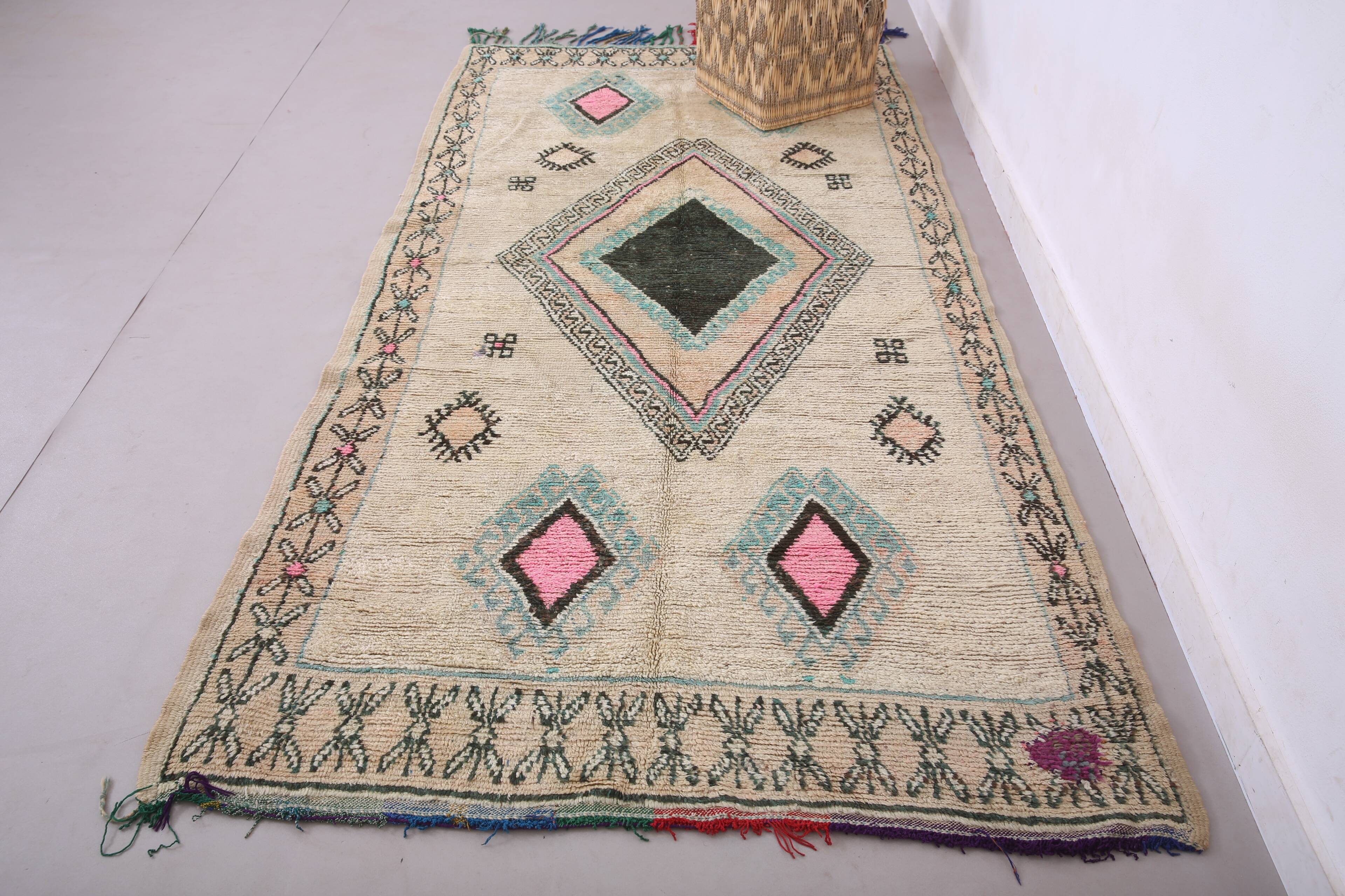 Vintage Moroccan Rug 137 x 266 cm - Berber Rug - Handmade Wool Rug Bohemian