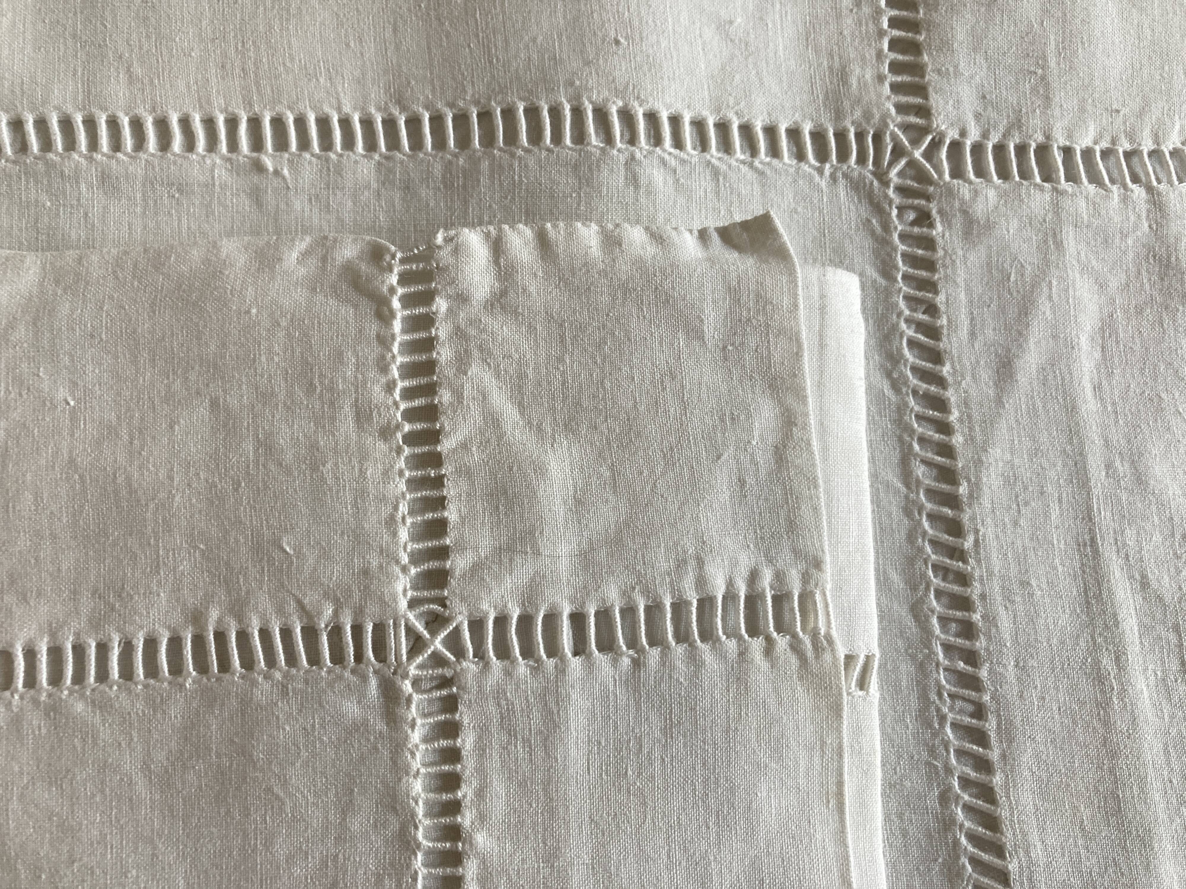 Pair of shortsowing pillowcase in linen wire without monogram