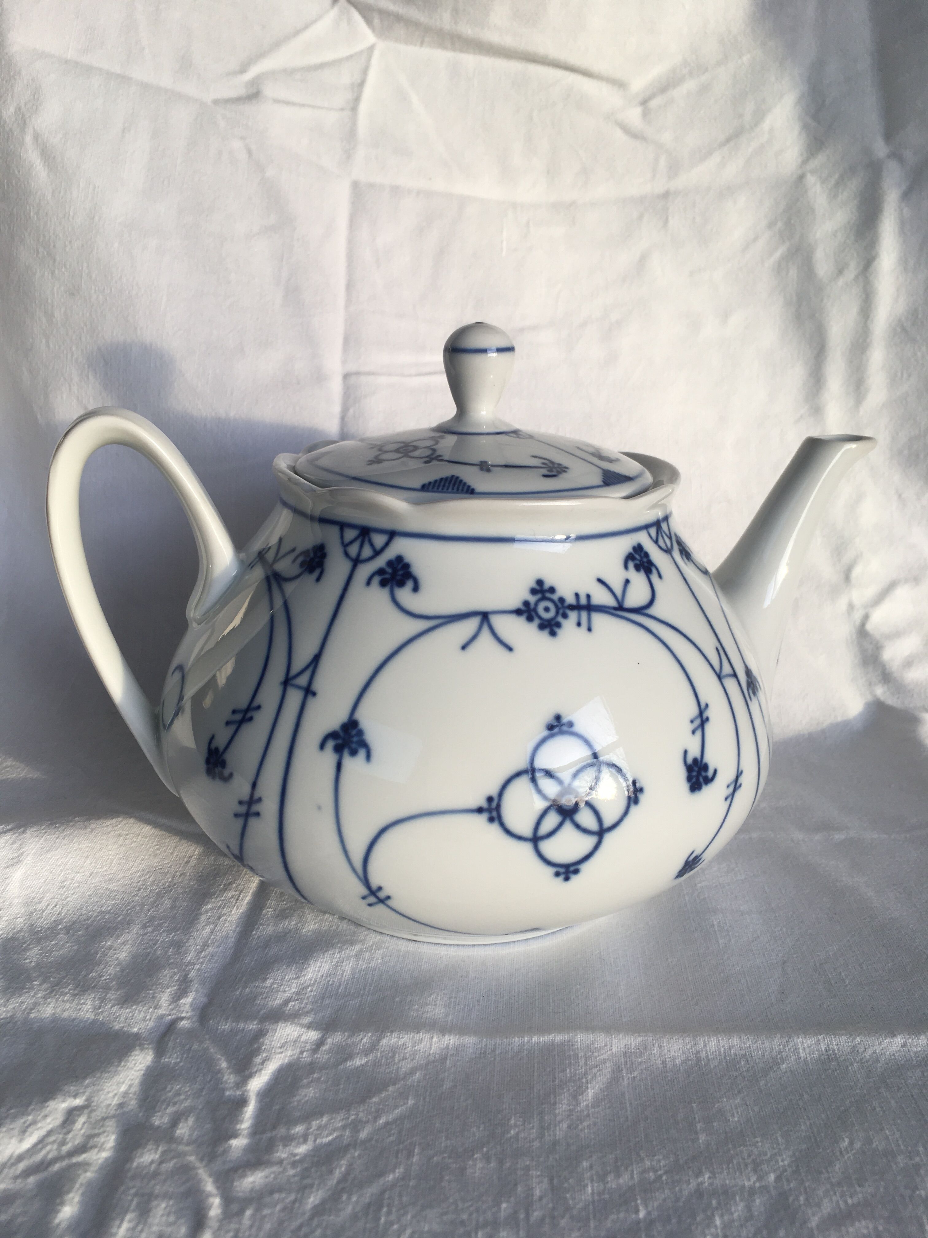Porcelain teapot Winterling Bavaria