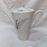 Sologne porcelain coffee maker and cups