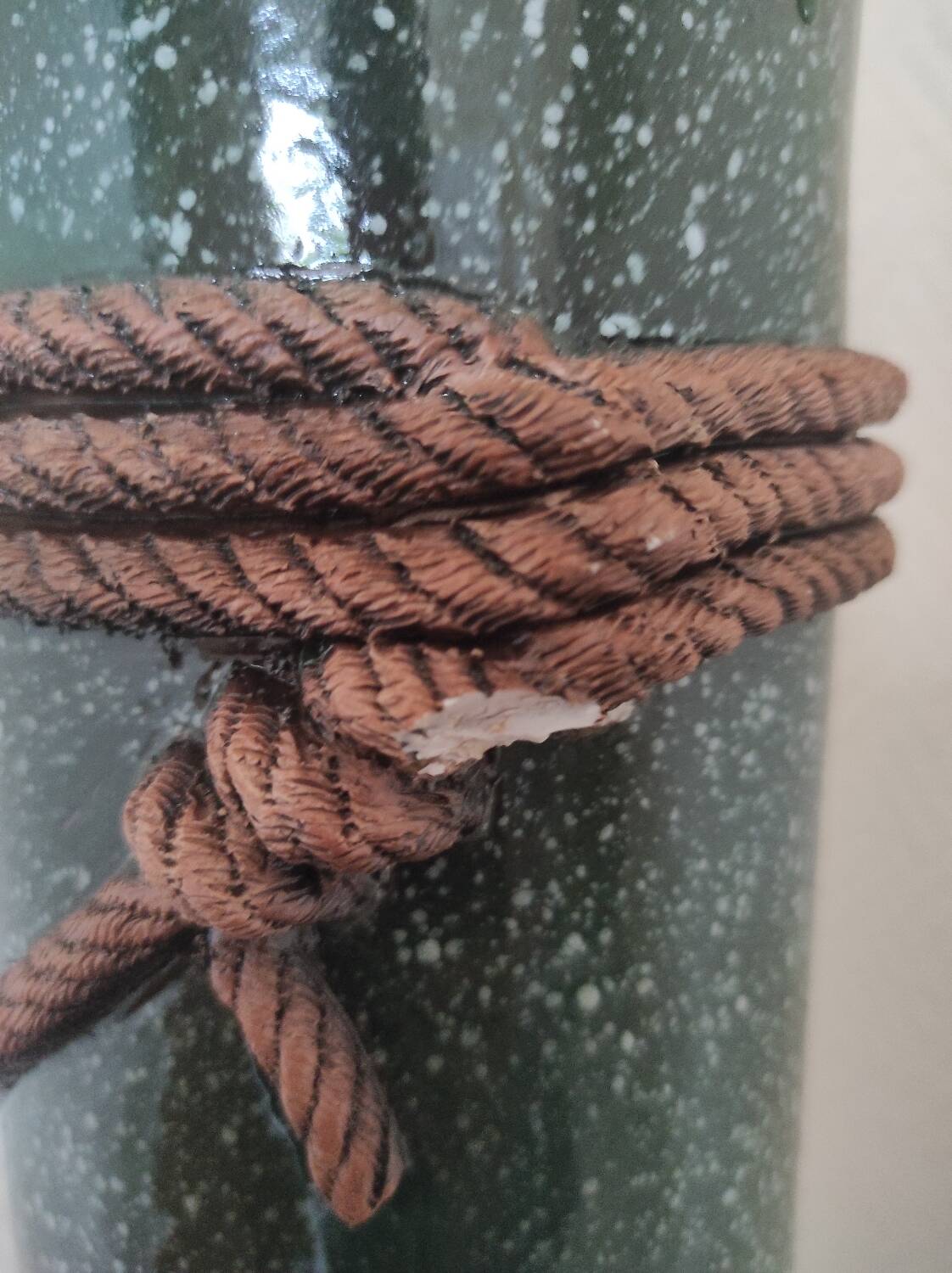 Nautical knot decor vase