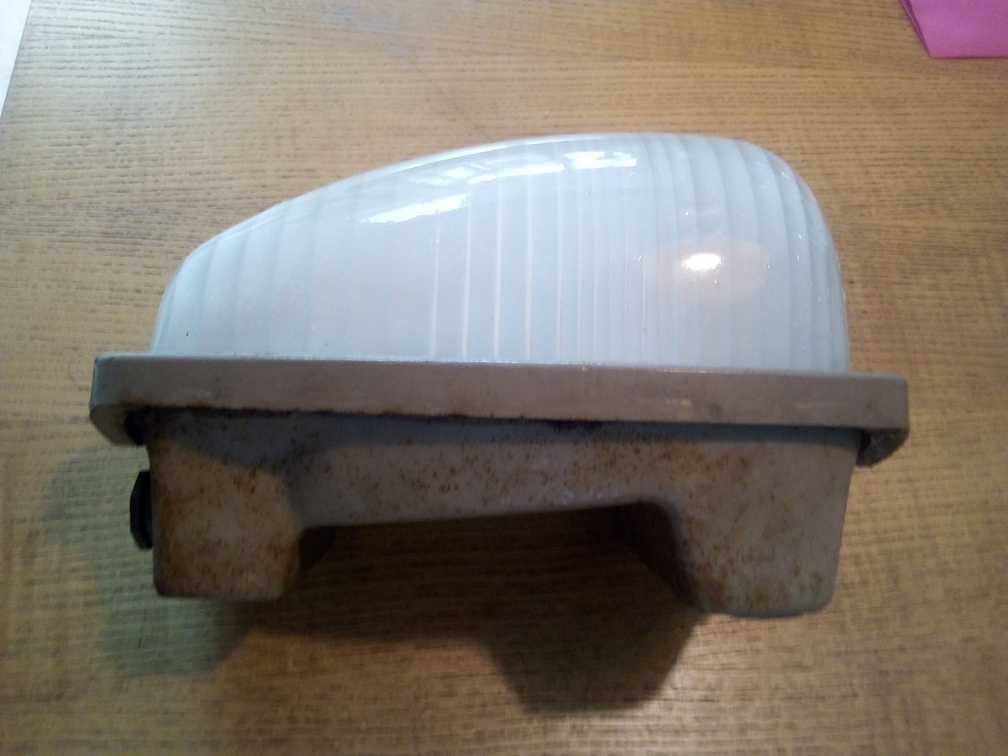 Wall lamp holophane 4120