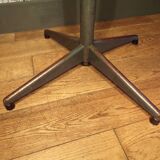 Swivel workshop chair
