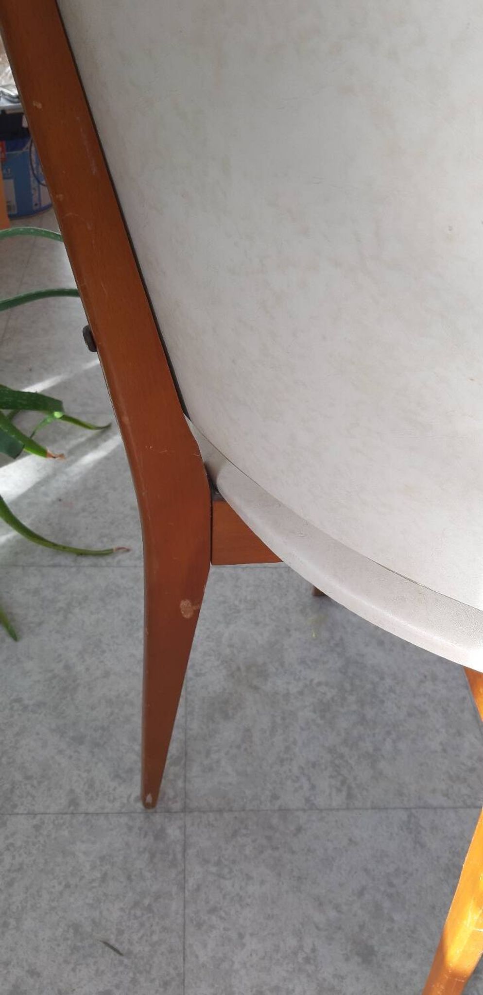 Vintage 1950s 60s dining room chair with tapered legs