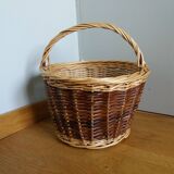 Two-tone wicker basket