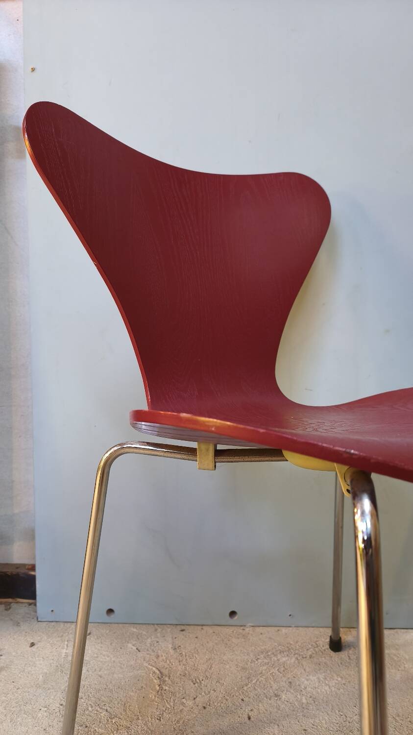 Series 7 Chairs - Arne Jacobsen - Fritz Hansen