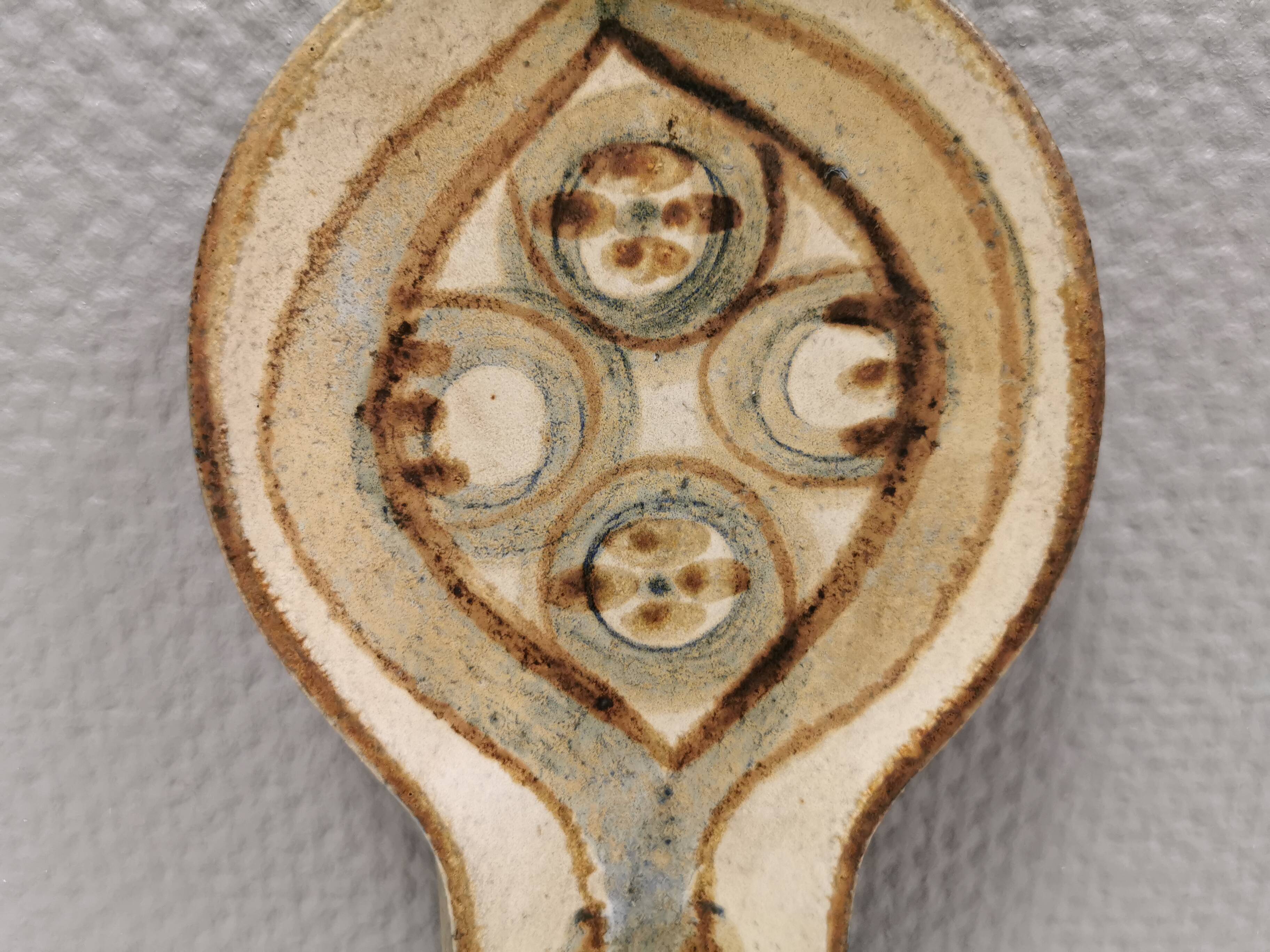 Wall-hung candle holder from Danish Søholm ceramics 1970s.