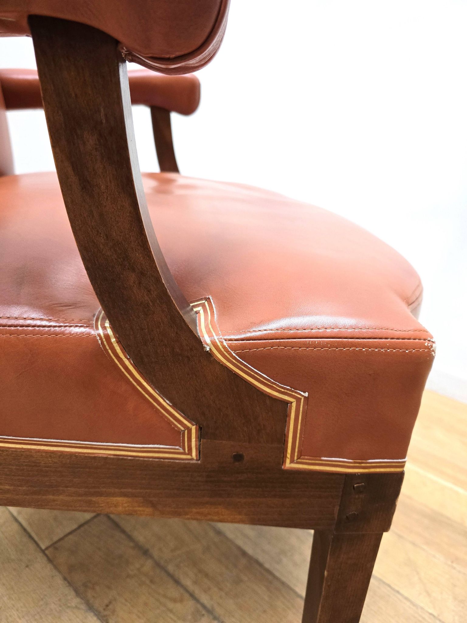 Vintage club chair