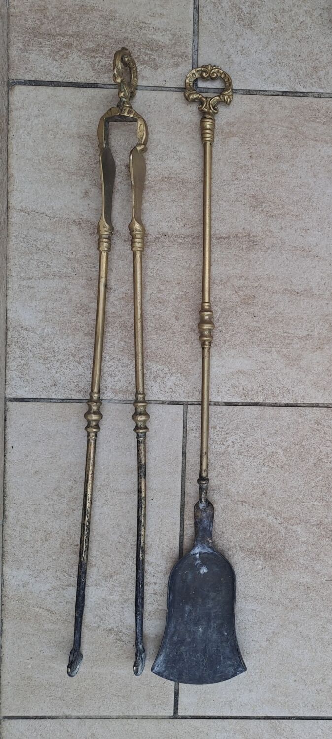 Bronze fireplace tool set