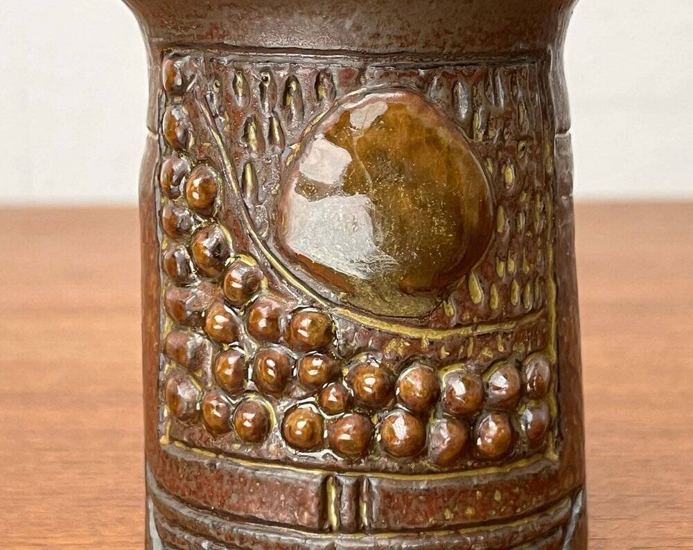 Modern Swedish studio pottery from the mid-century, Bagdad House 2 series by Bertil Vallien for Gustavsberg 1960s.