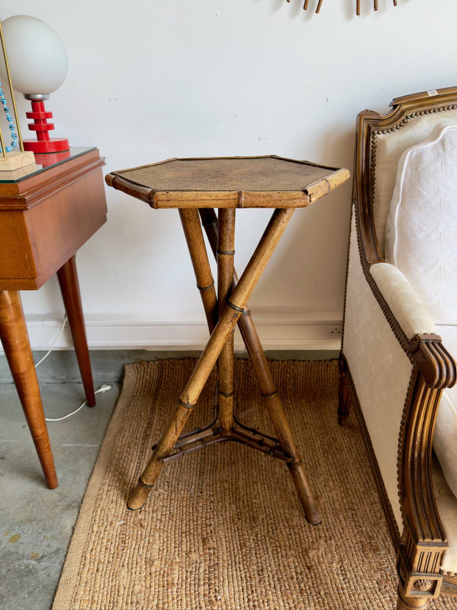 Vintage bamboo side table – Riviera spirit