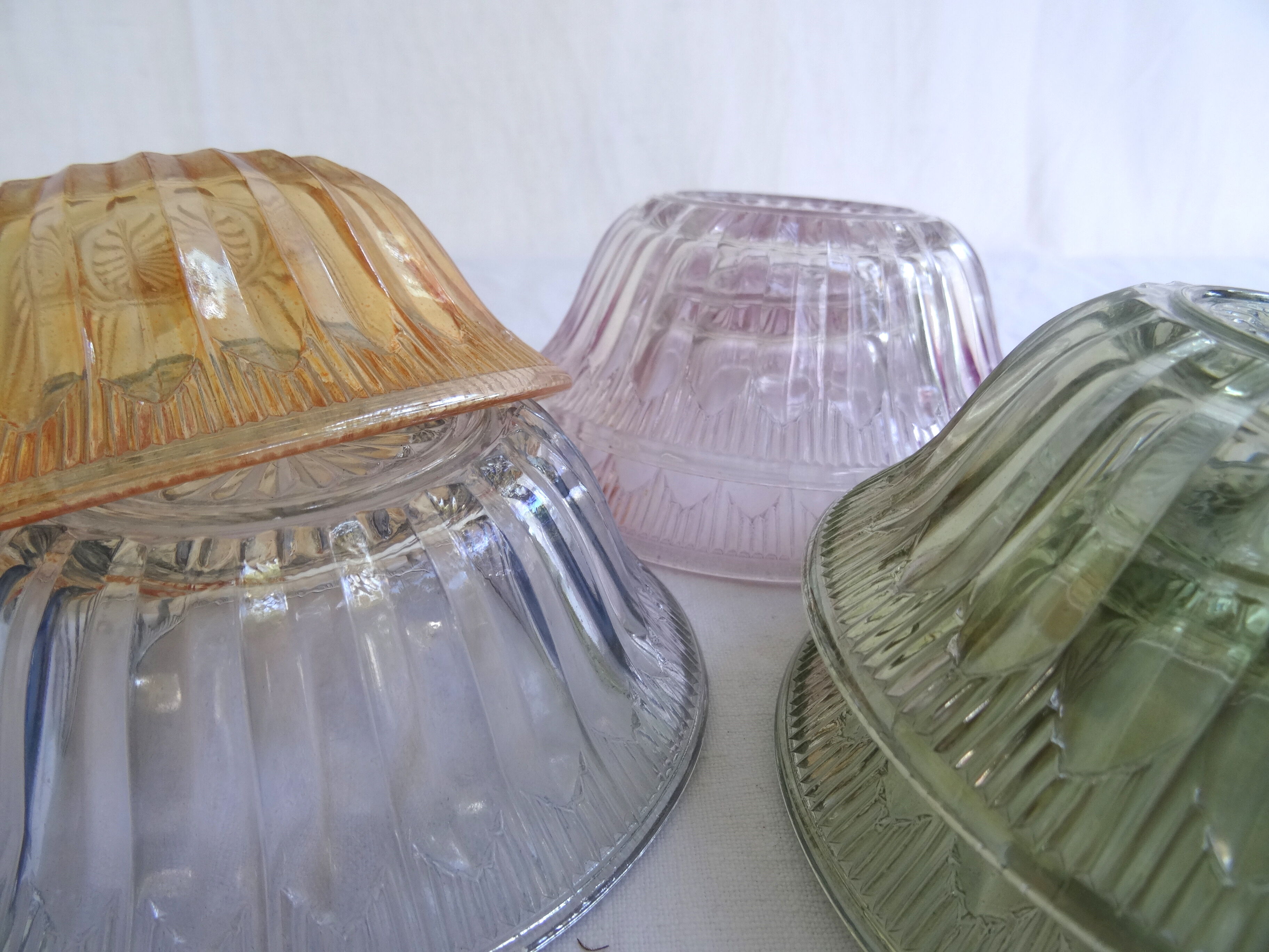 Lot of 6 glass ramekins