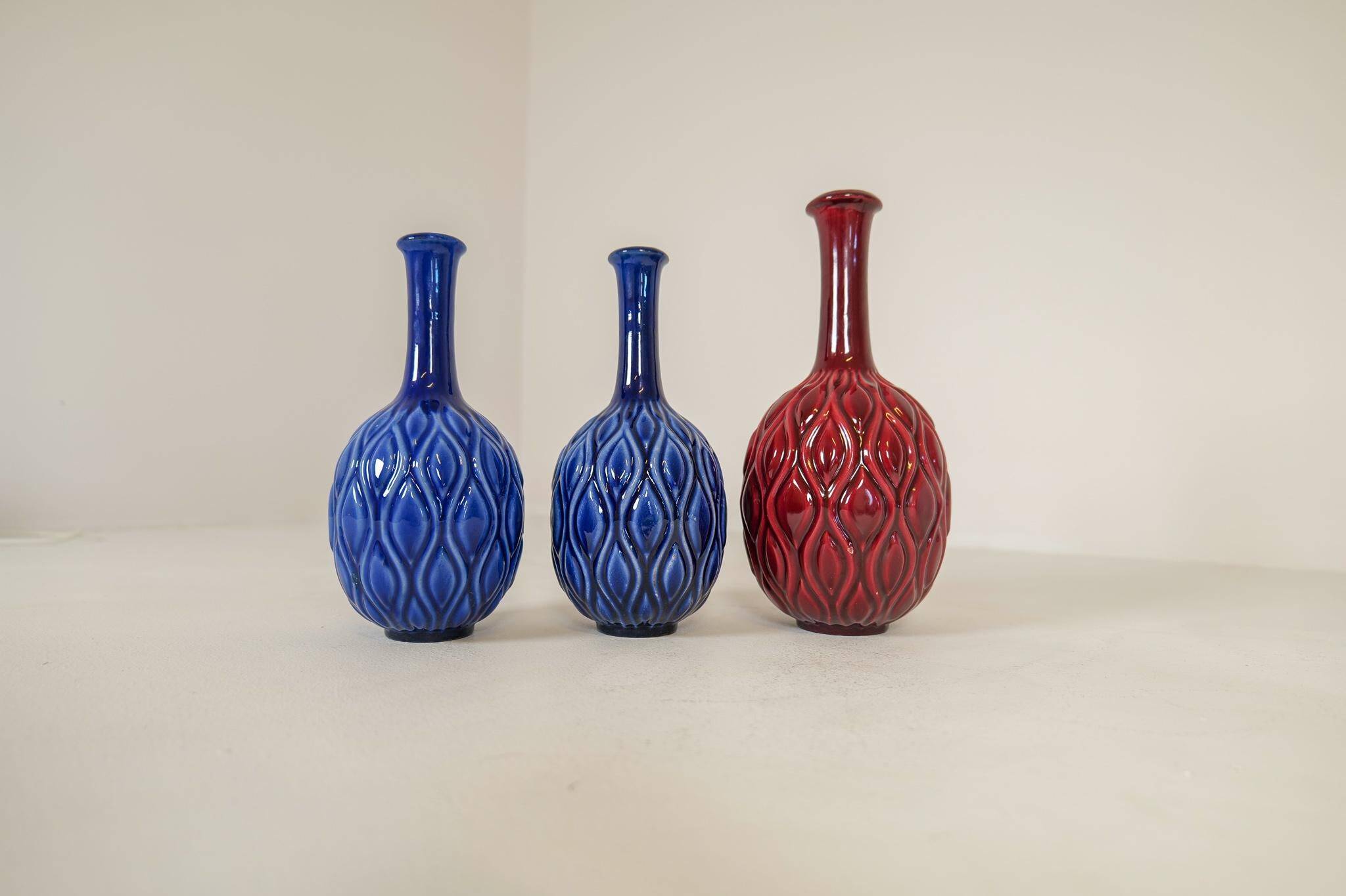 Blue and red peacock vases Midcentury Sven Erik Skawonius Upsala Ekeby, 1950s