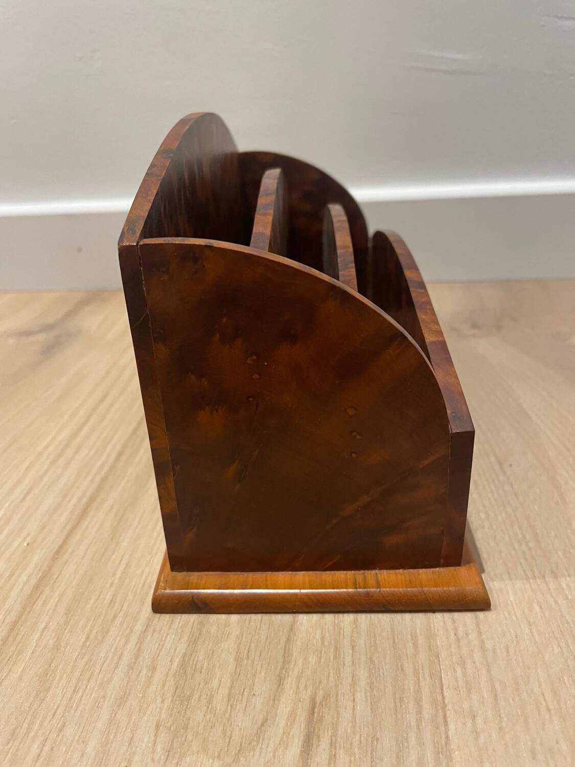 Mail sorter in elm burl.