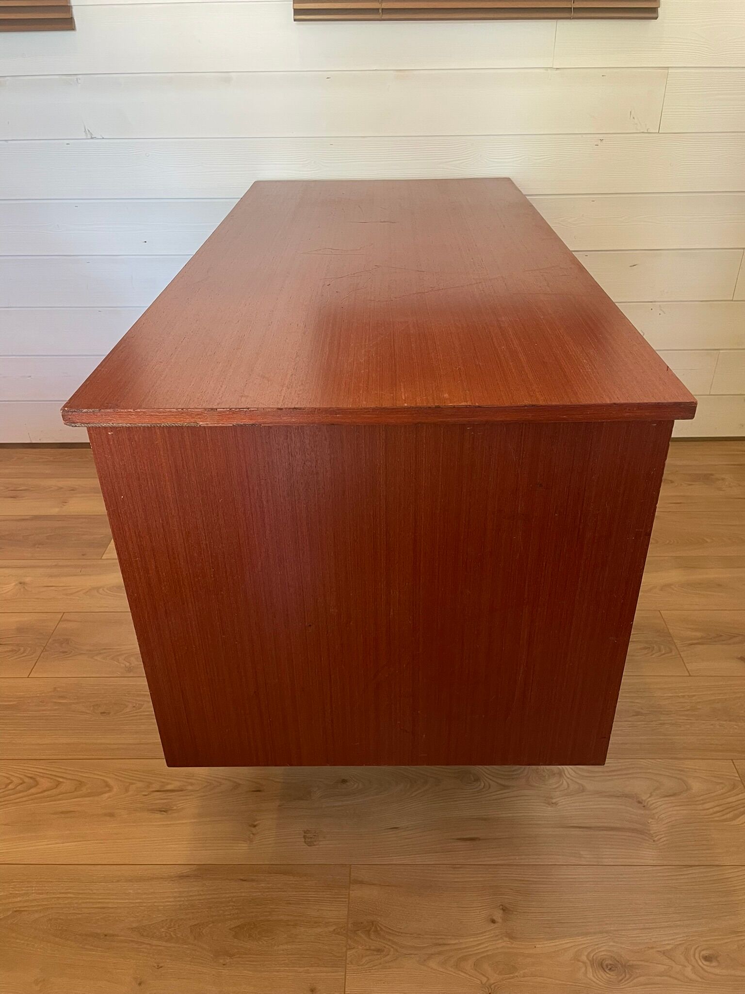 Bureau Double Caisson Vintage Capelle - Années 60 Teck/Acajou