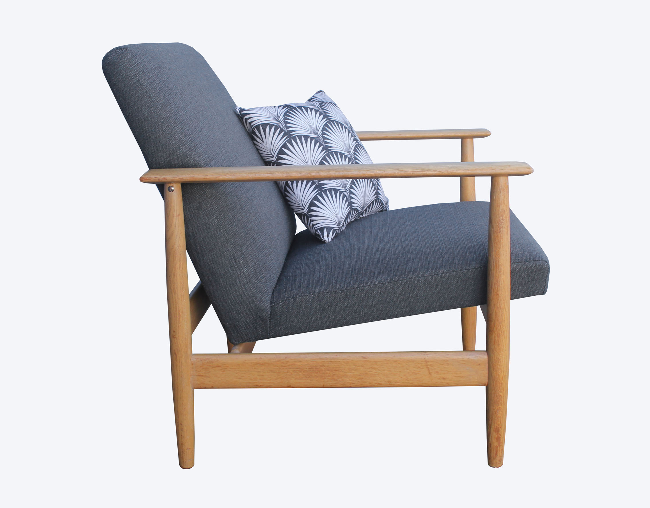 1960s Armchair Wilhelm Knoll in oak wood