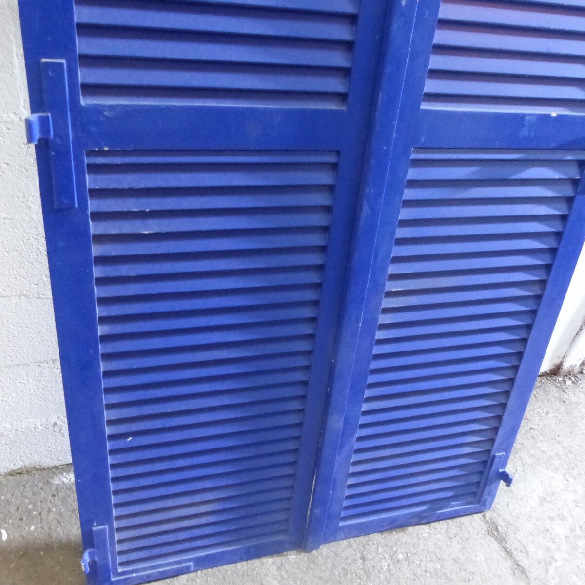 Wooden shutters 2 swings L 56 H 220