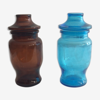 Duo of glass jars, vintage