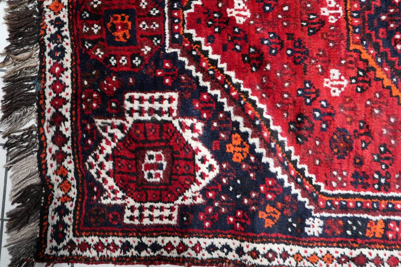 Antique Persian Shiraz handmade rug 132cm x 198cm 1920s - 1C1221