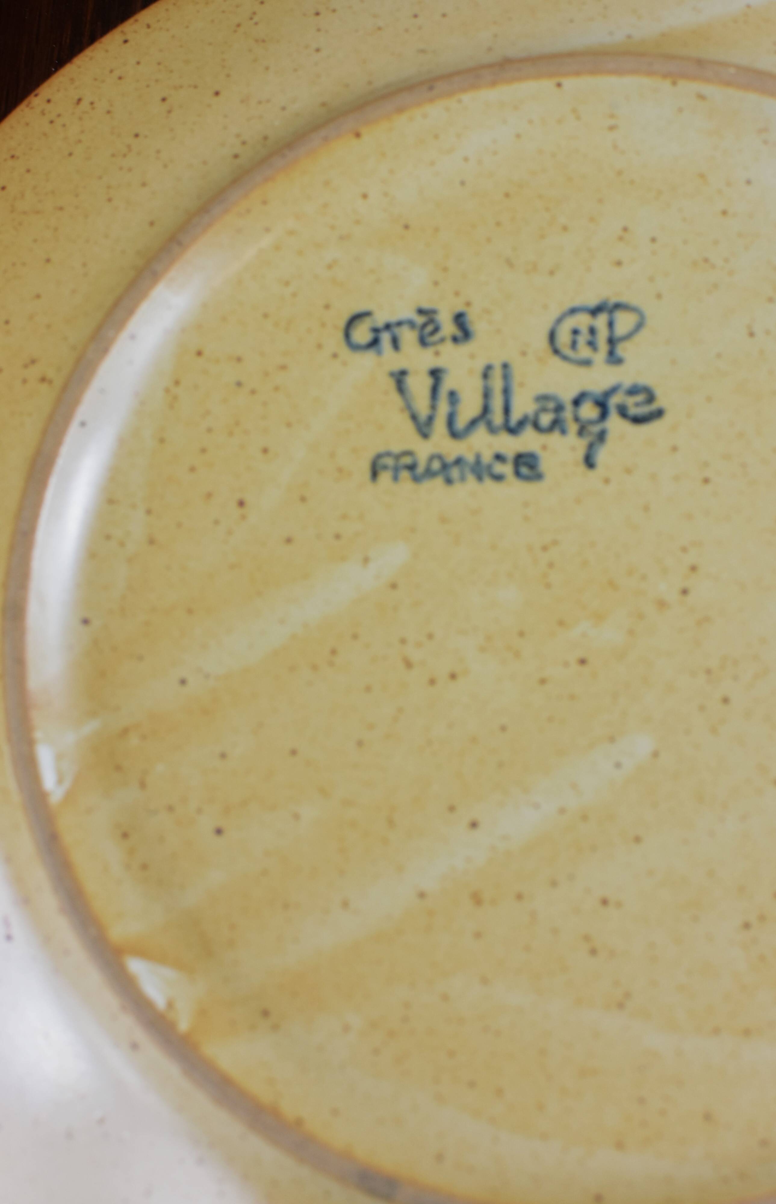 Set of 6 stoneware fish-patterned plates from France