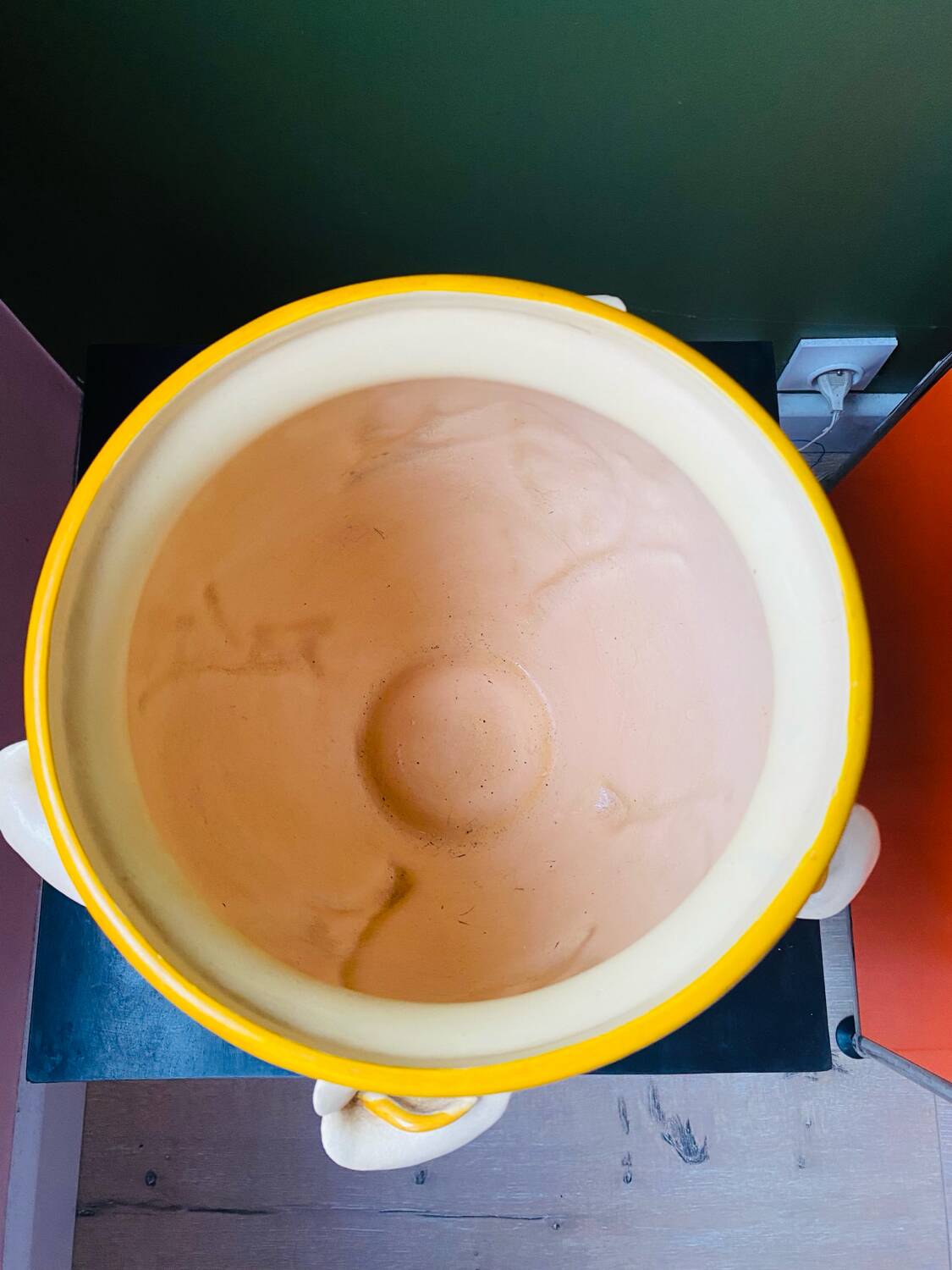 Ceramic cache-pot by George Jones, 1880