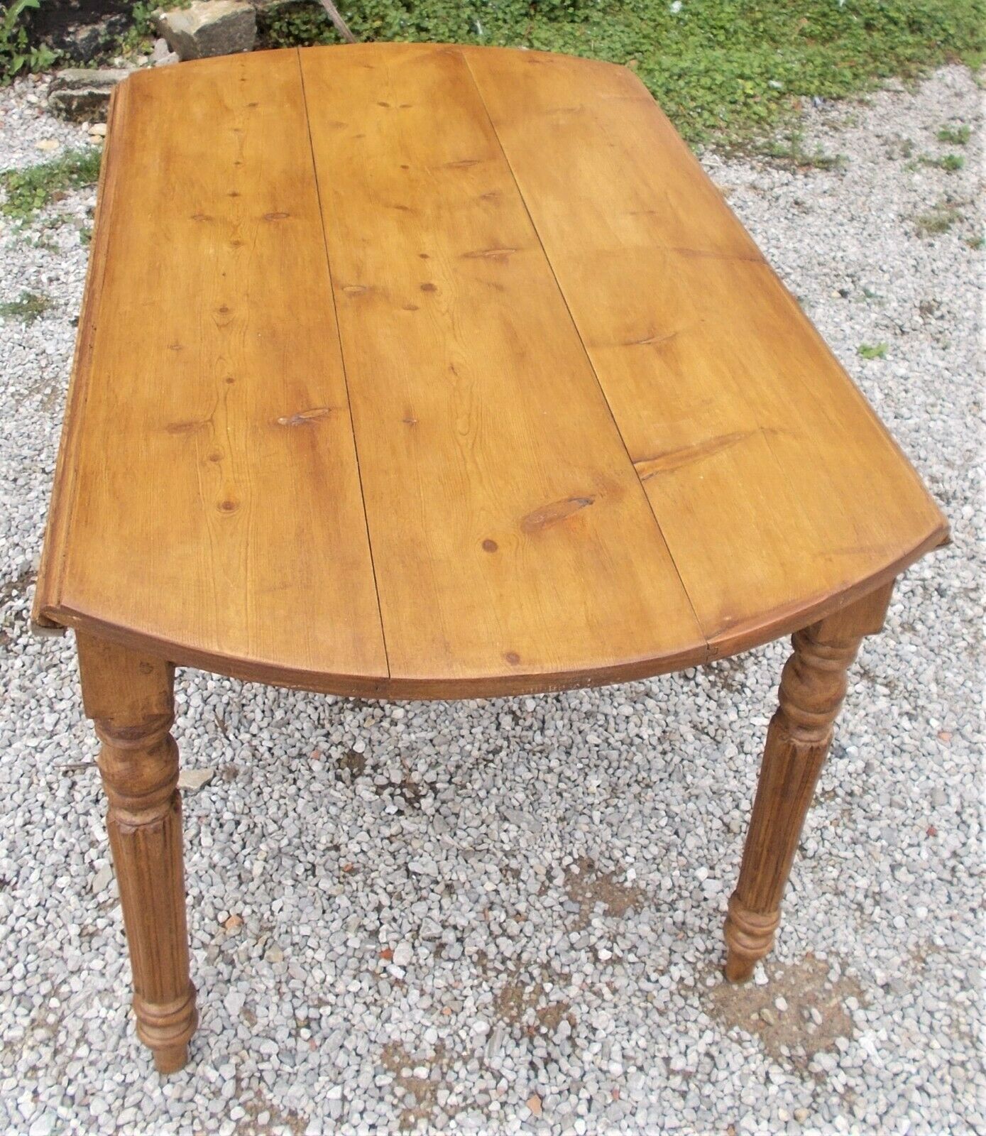 Table victorienne antique