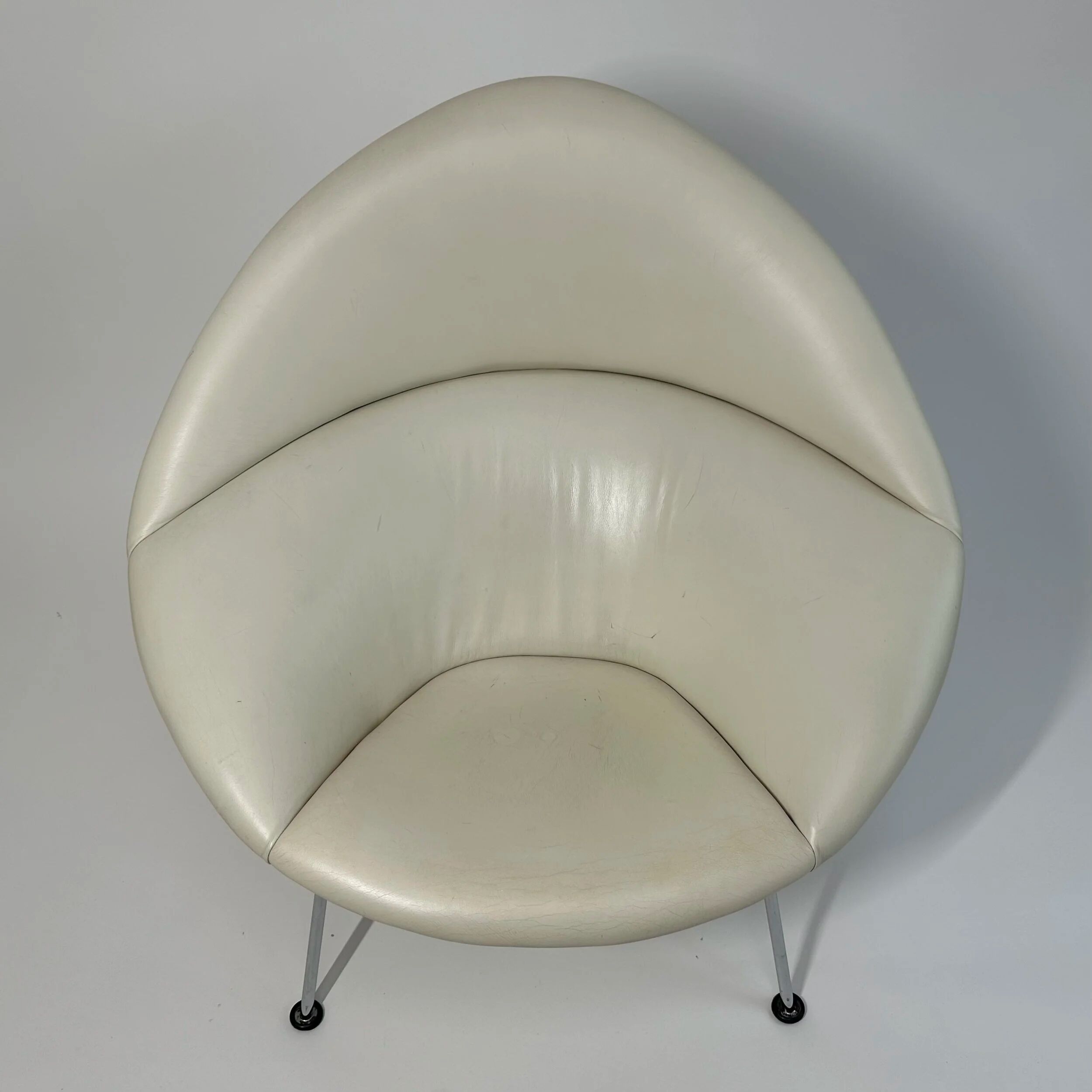 Rare prototype “Globe” lounge chair by Pierre Paulin for Artifort