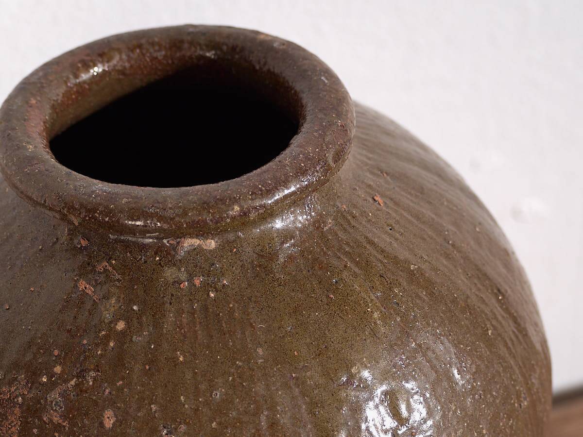 Small antique oriental glazed ceramic vase (c.1900)