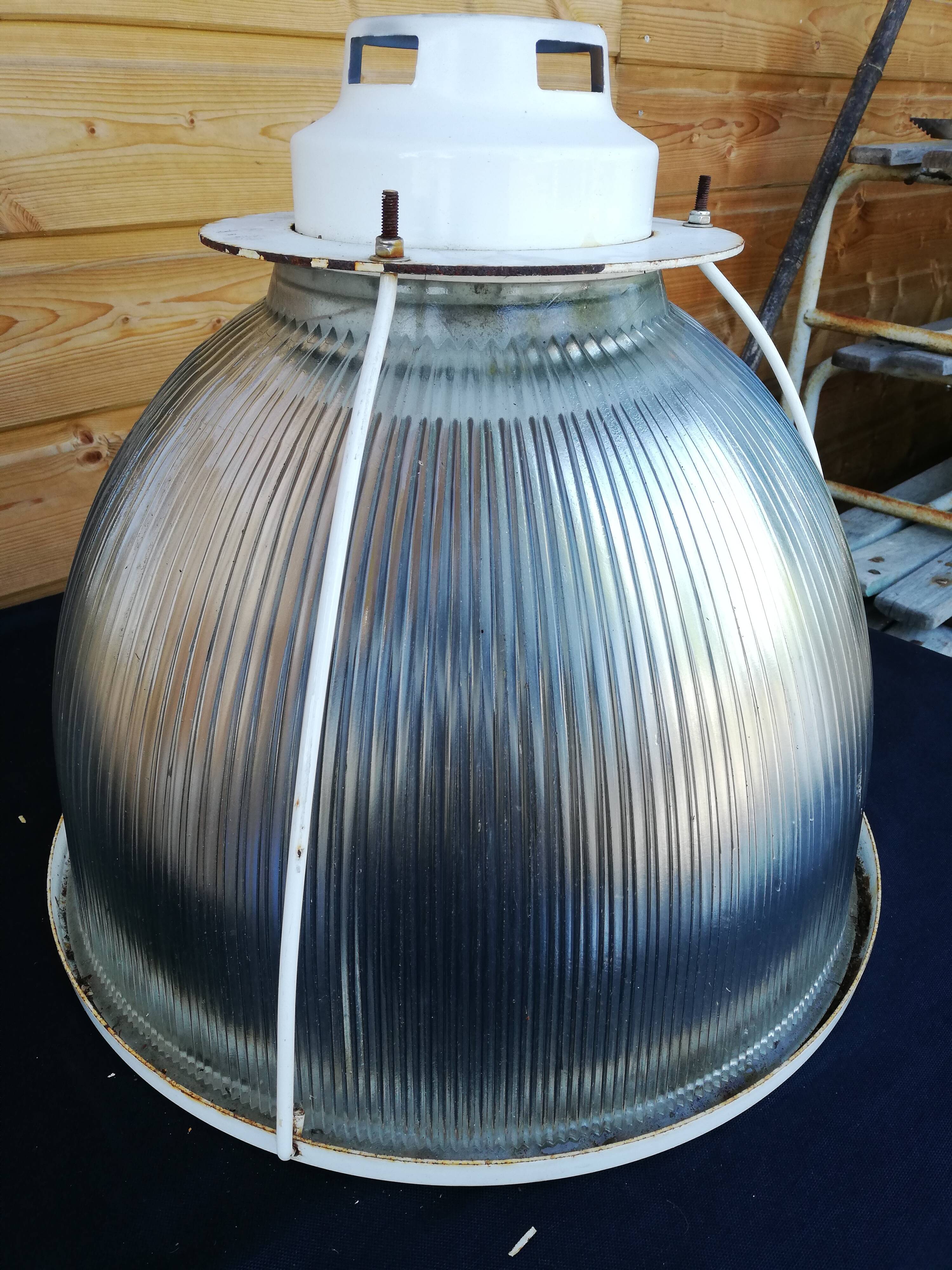 Holophane industrial lamp