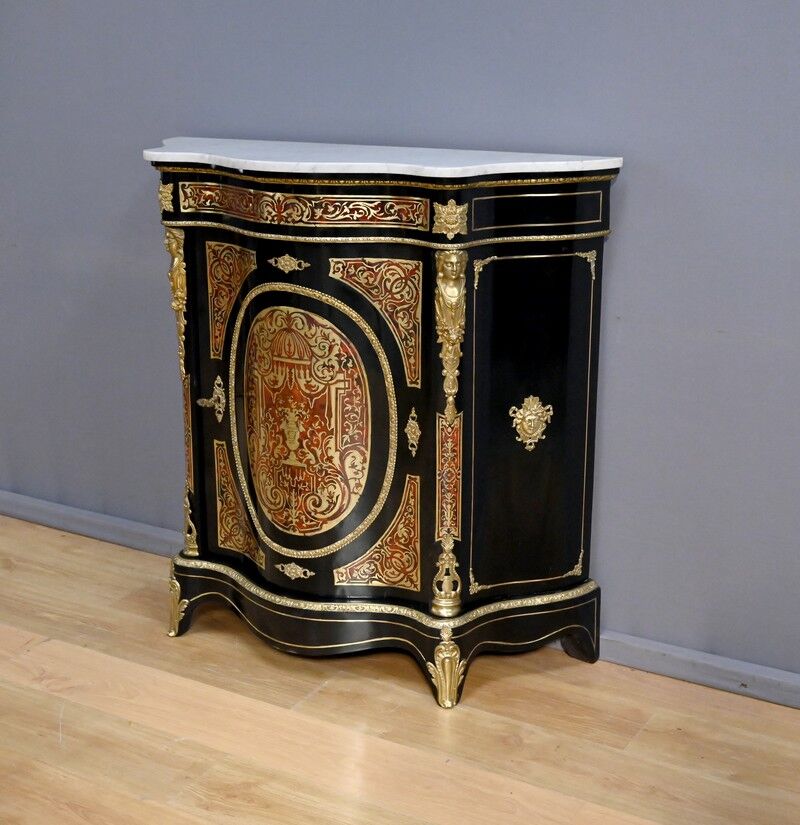 Bureau d'entre-deux in Boulle marquetry, Coignerai House, Napoleonic III period – 2nd half of the 19th century.