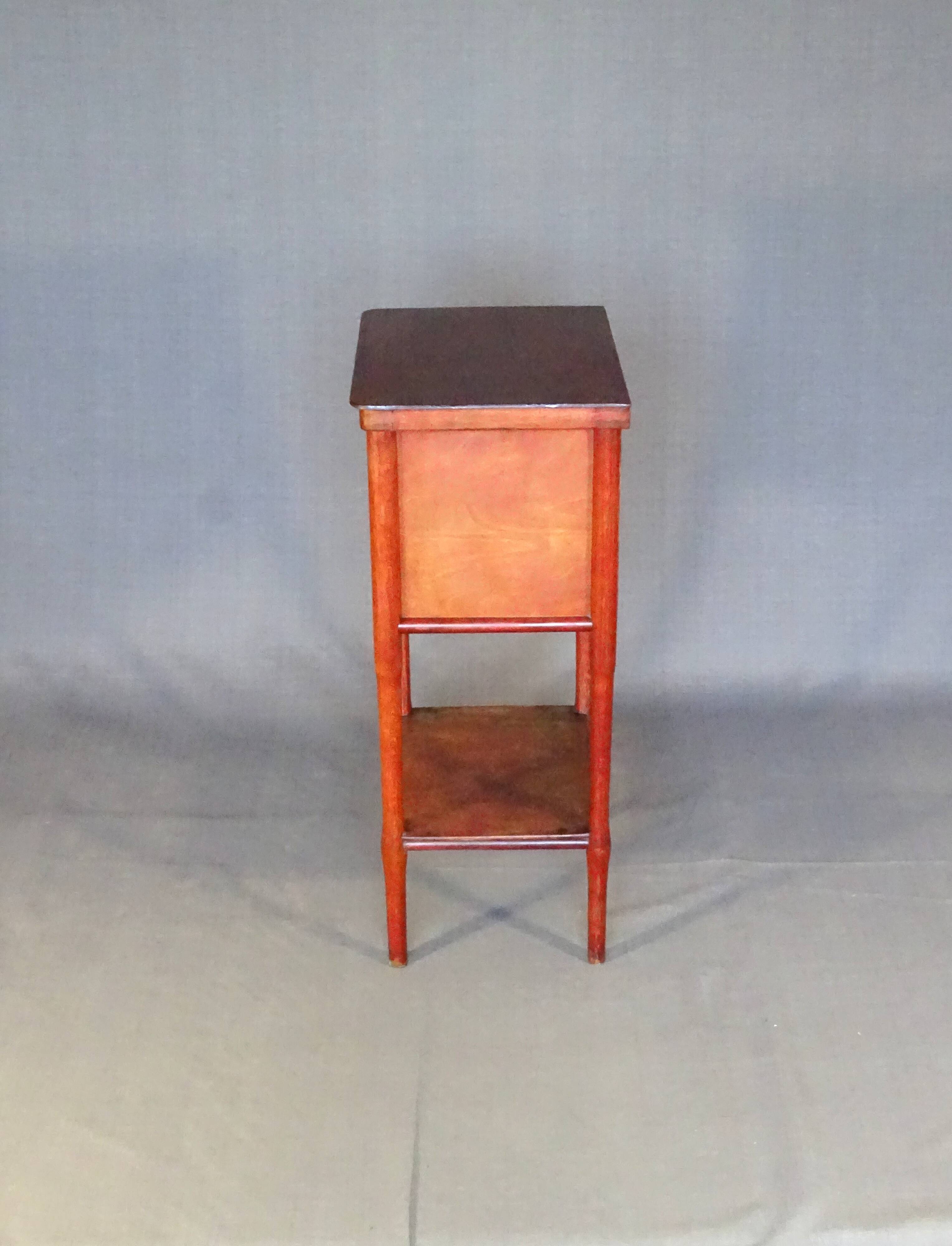 Nightstand, Fischel 1910 original condition, no Thonet.