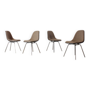 Ensemble de 4 chaises - eames