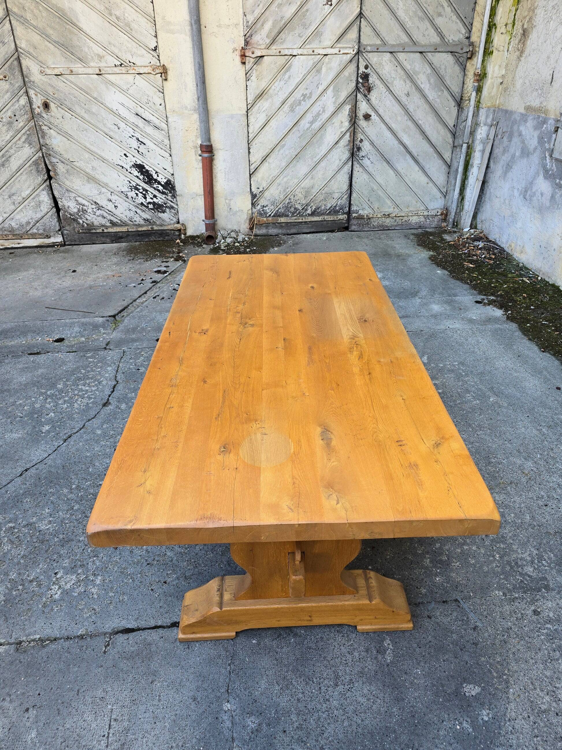 Large monastery table in solid oak – French handcrafted.