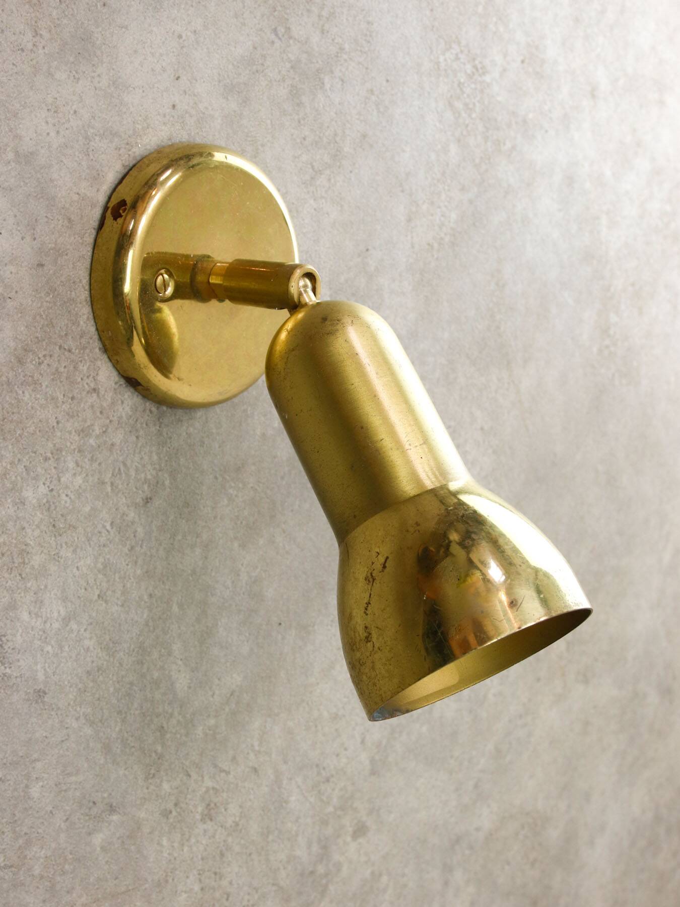 Mid-Century Italian Brass Wall Reflector Lamp, 1960s