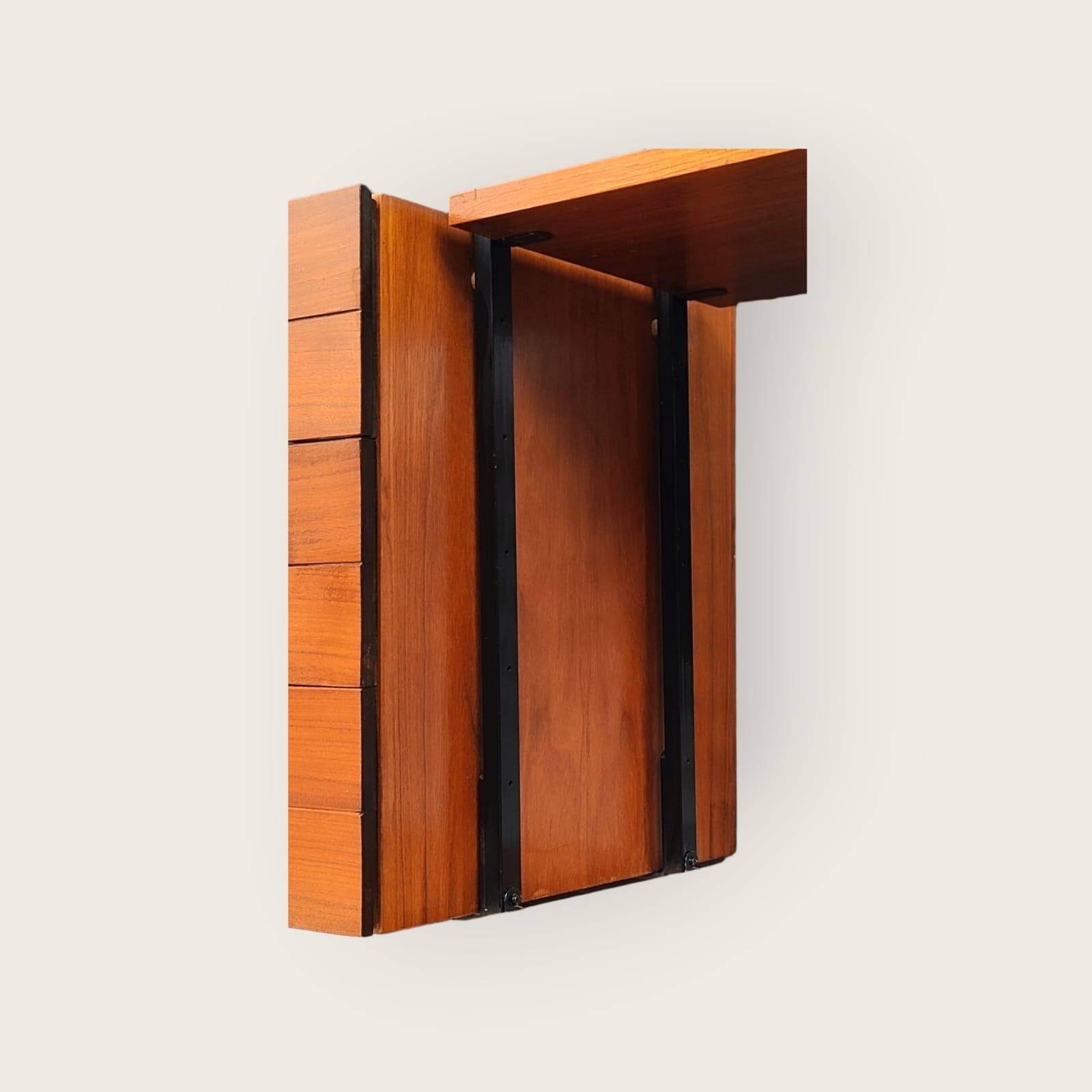 Système mural du milieu du siècle