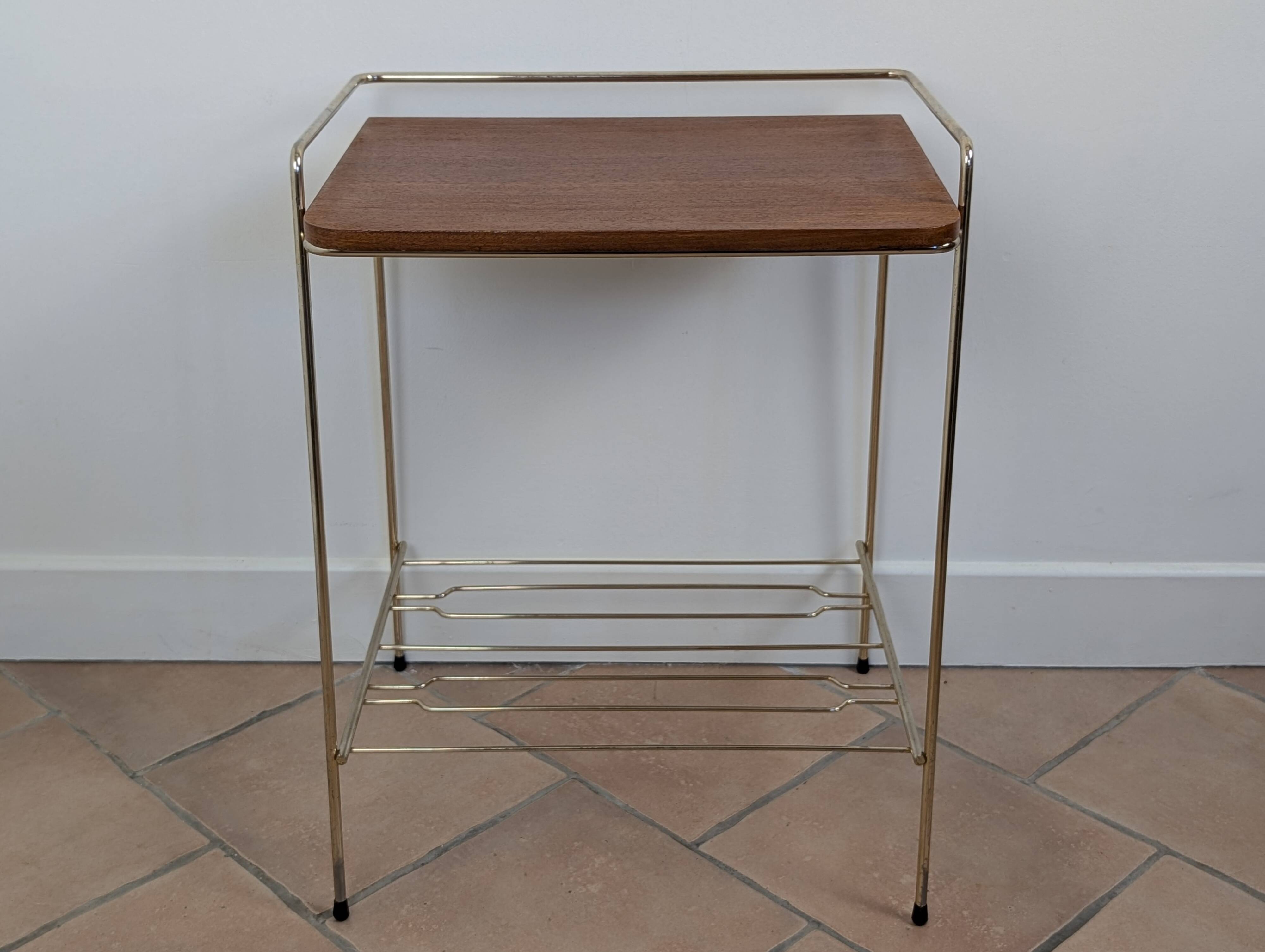 Bedside tables / Side tables