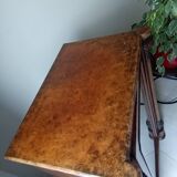 English display cabinet