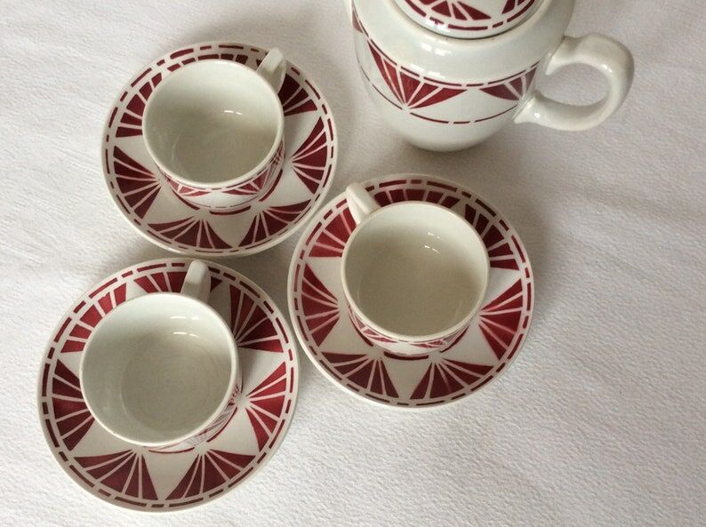 Set of 3 saucer cups and a ceramic coffee maker or teapot Digoin Sarreguemines