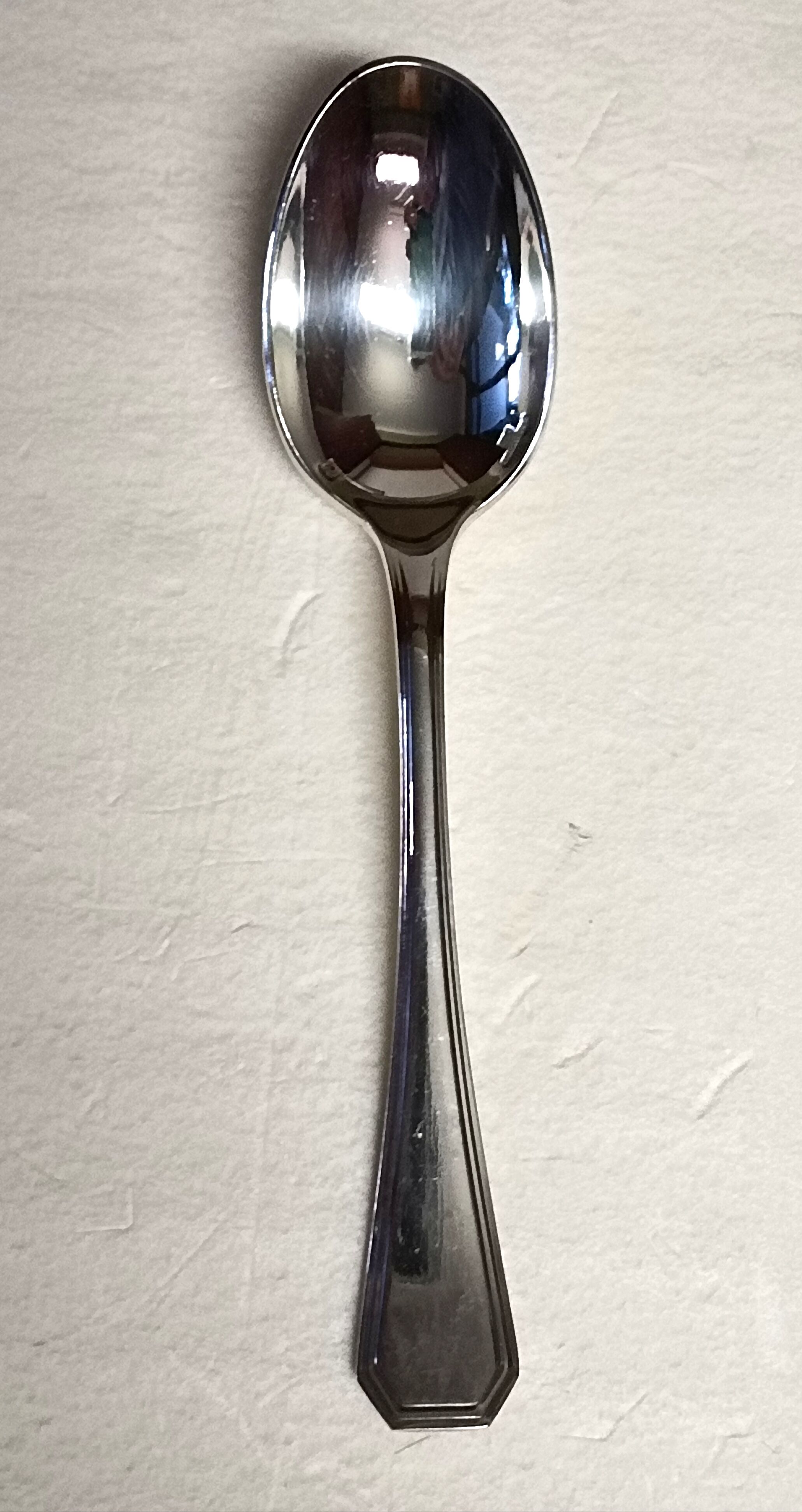 Service of 12 teaspoons vintage silver metal in their case
