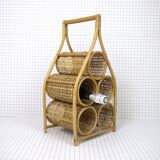 Bottle rack in wicker and rattan