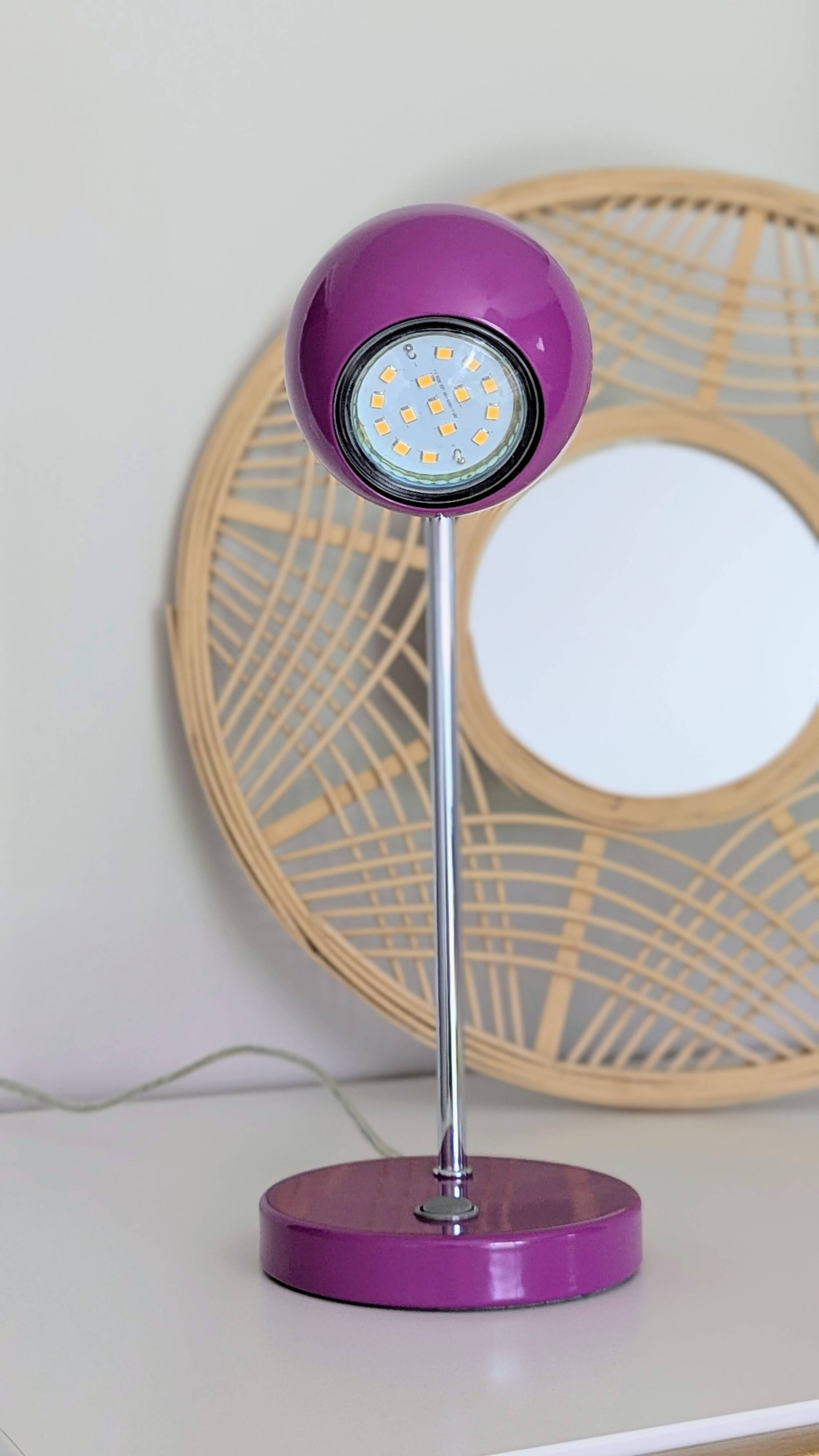 Purple eyeball lamp (L-0196)