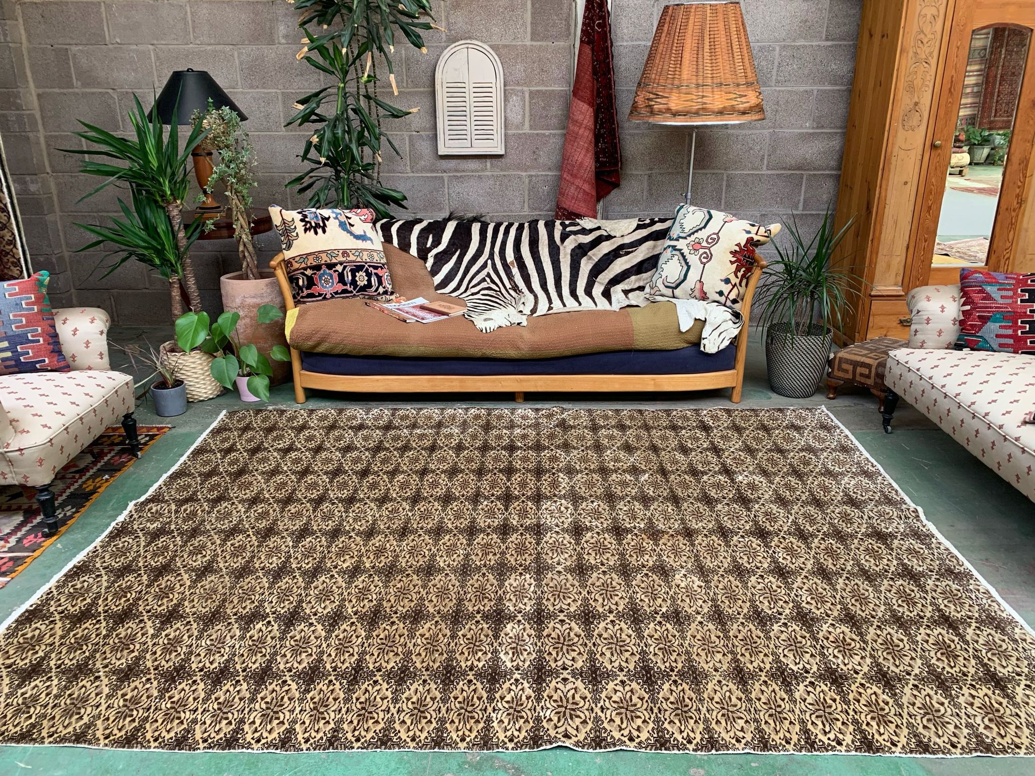 Vintage Turkish rug, tribal wool carpet, 272x200cm