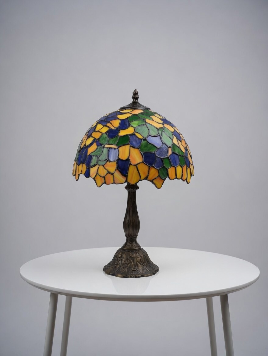 Vintage Tiffany bedside table lamp