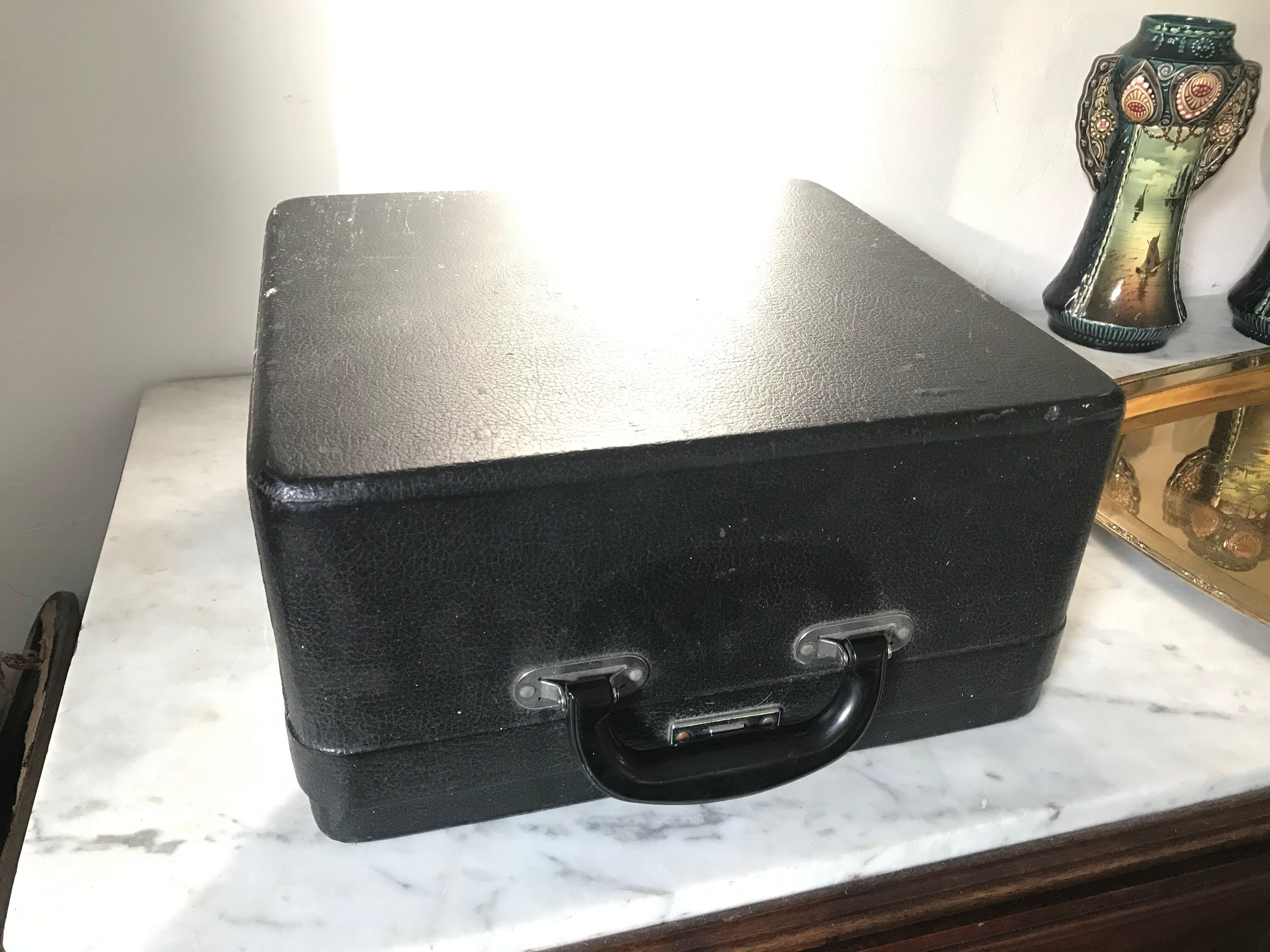 Royal typewriter, circa 1940