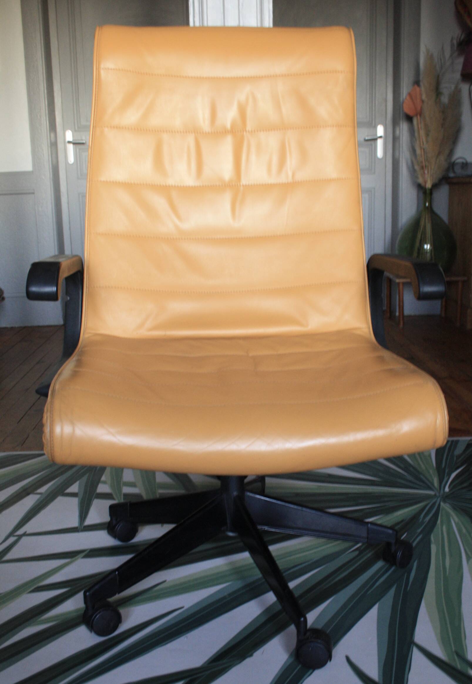 R. Sapper office chair for Knoll