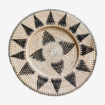 Ethnic round Balinese plateau in rattan - White/black